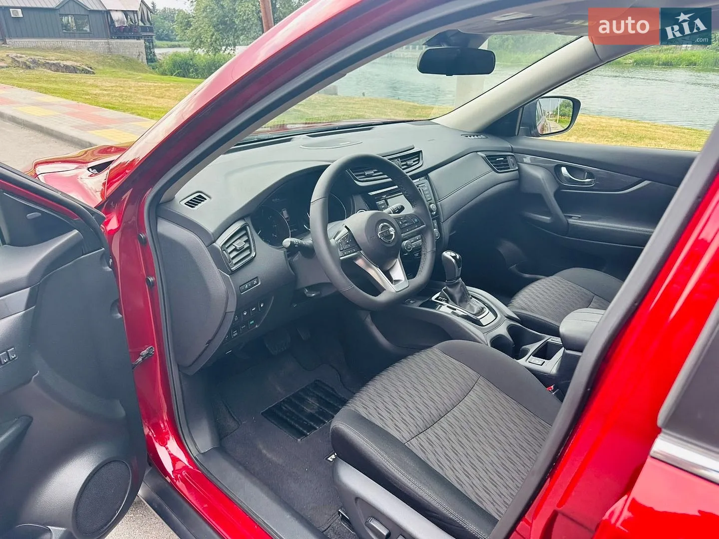 2019 Nissan Rogue - мініатюра 11