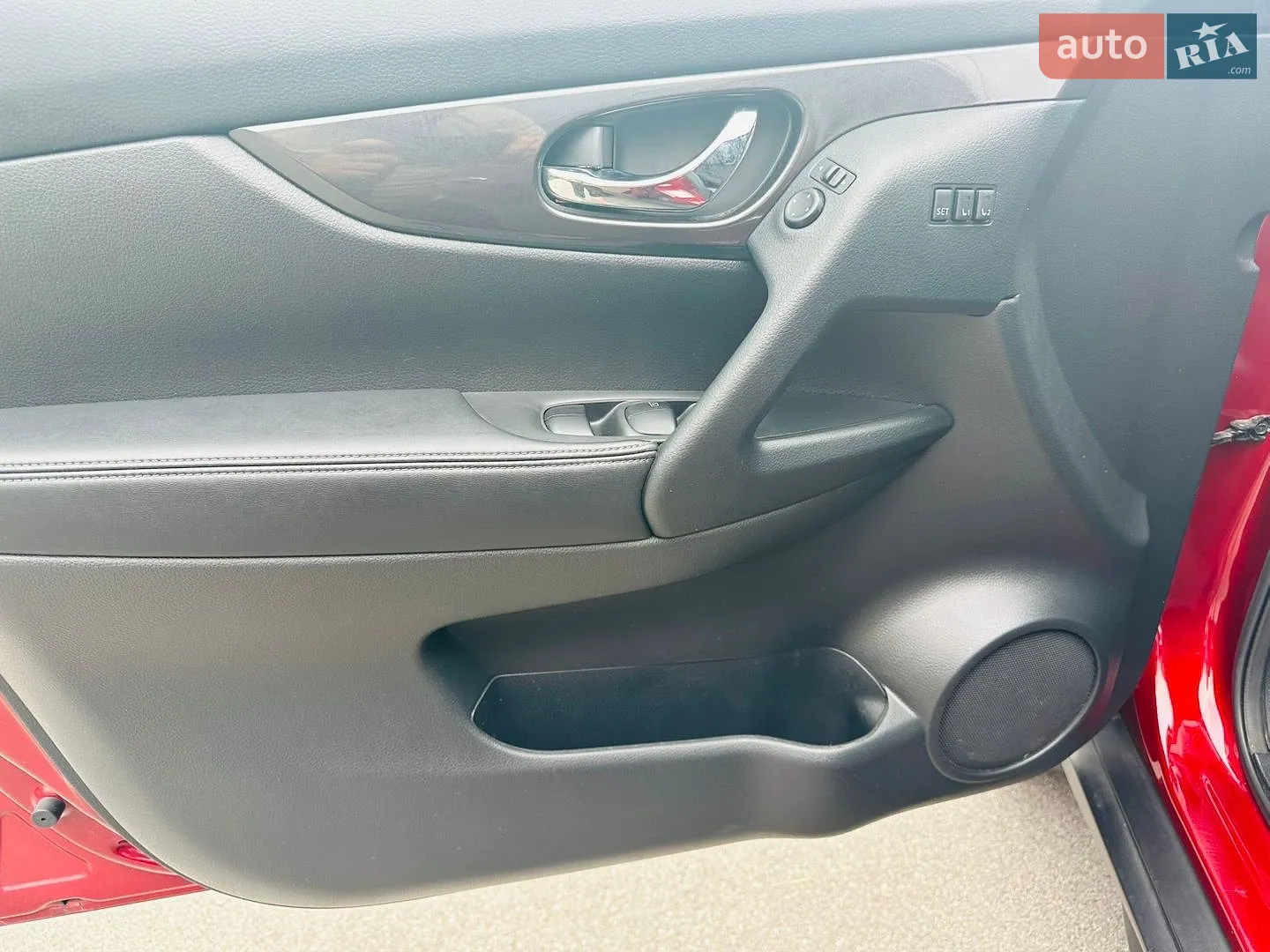 2019 Nissan Rogue - мініатюра 16
