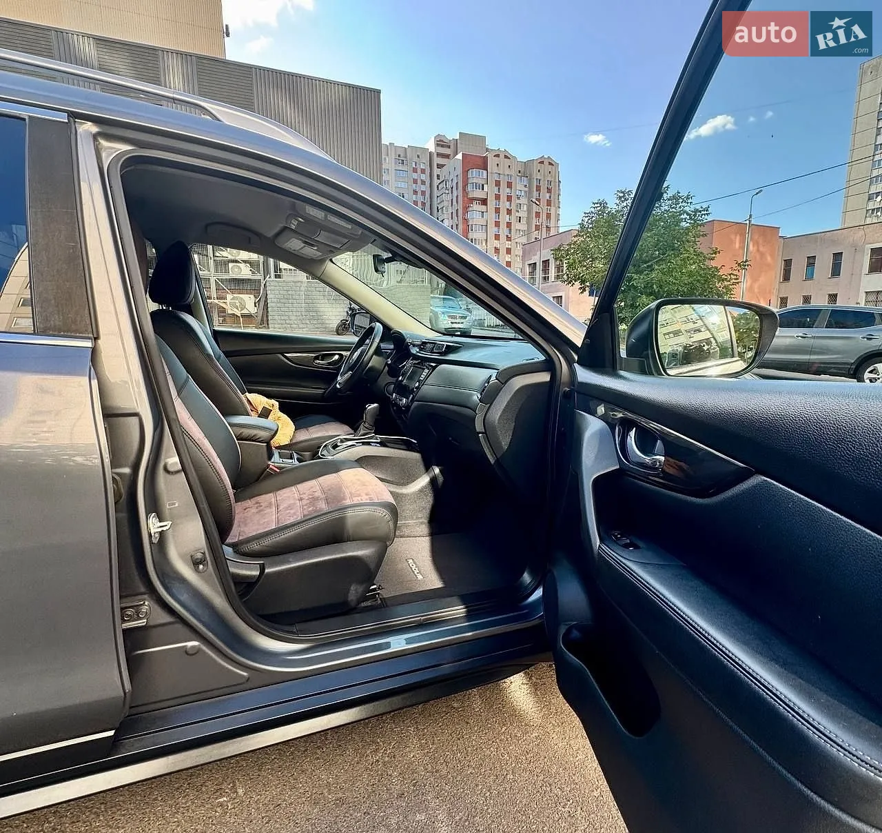 2019 Nissan Rogue - мініатюра 10