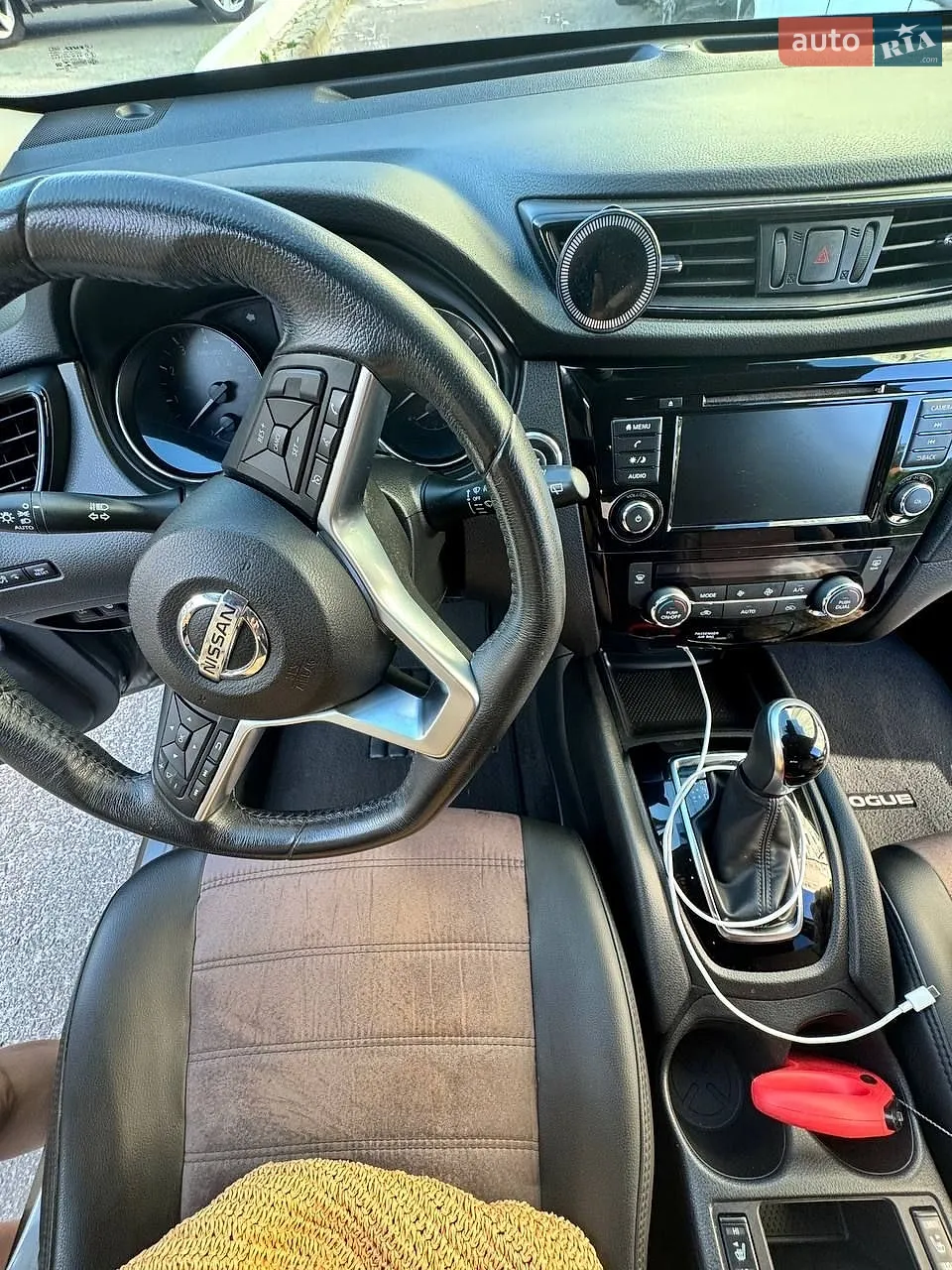 2019 Nissan Rogue - мініатюра 17