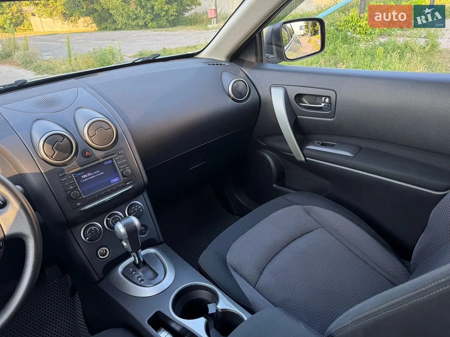 2011 Nissan Rogue - мініатюра 23