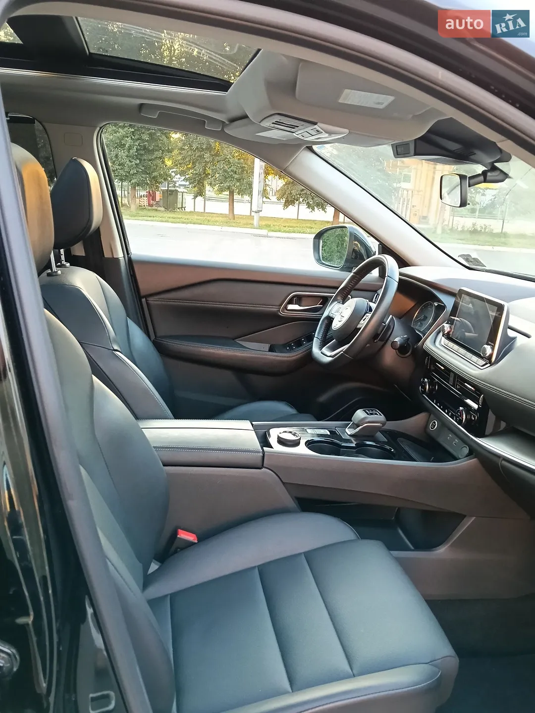 2020 Nissan Rogue - мініатюра 10