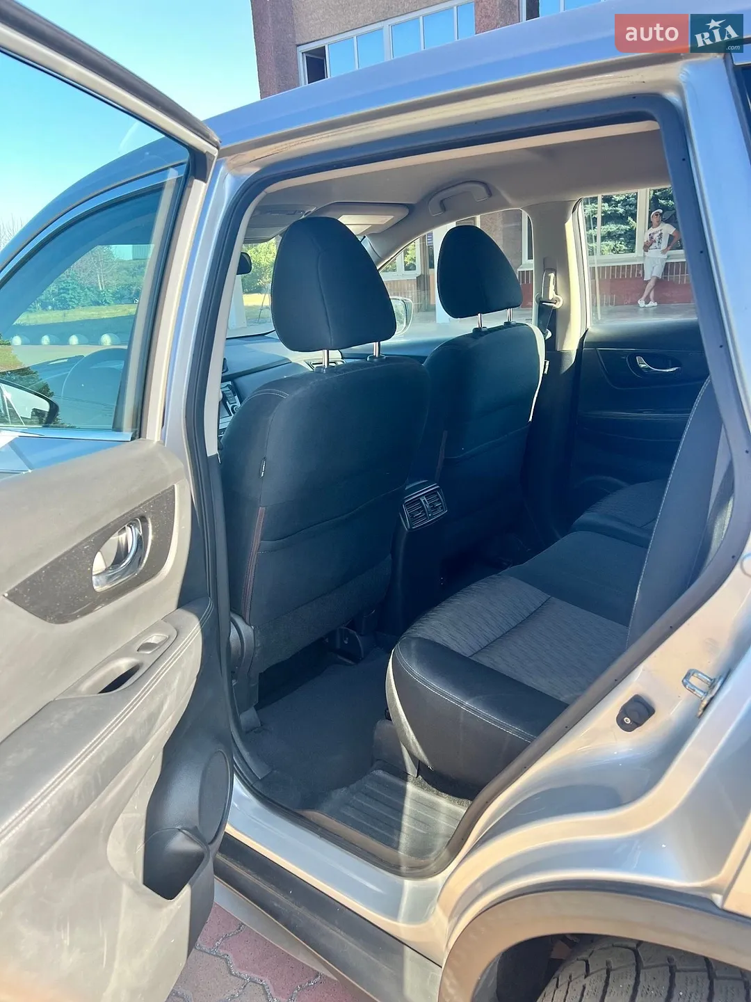 2017 Nissan Rogue - мініатюра 4