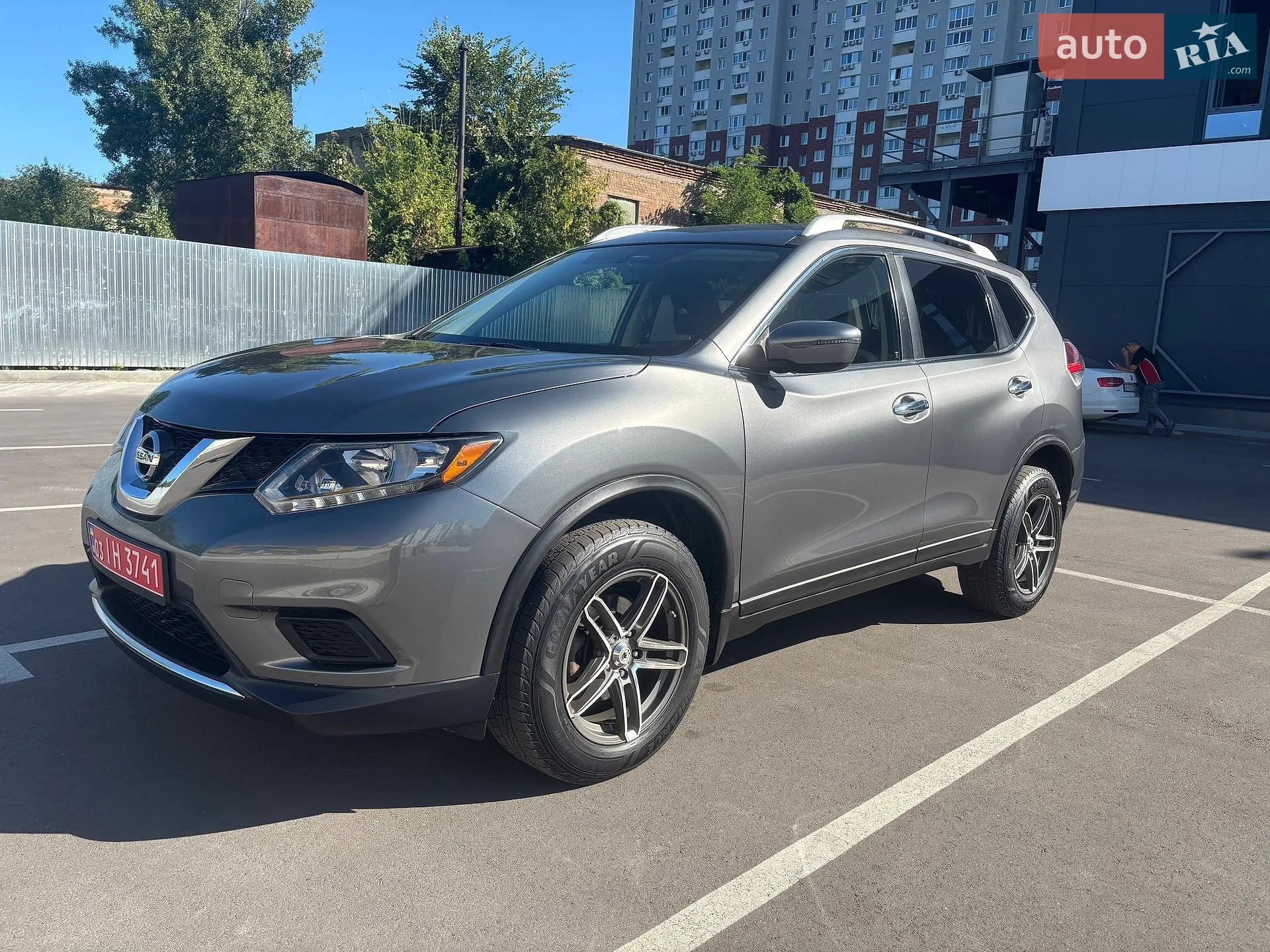 2016 Nissan Rogue - фото 1