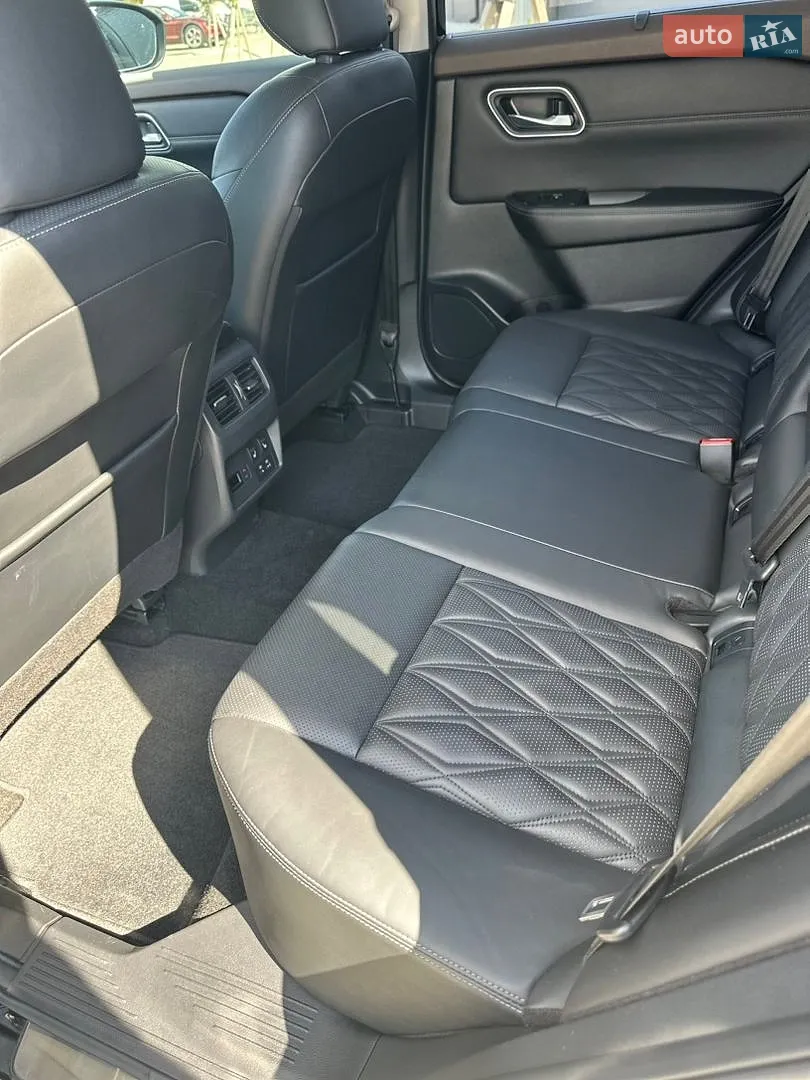 2021 Nissan Rogue - мініатюра 11