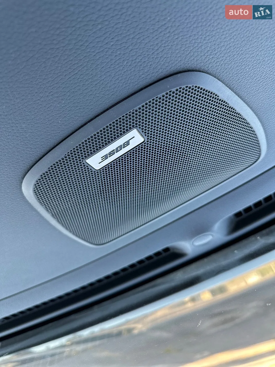 2018 Nissan Rogue - мініатюра 16