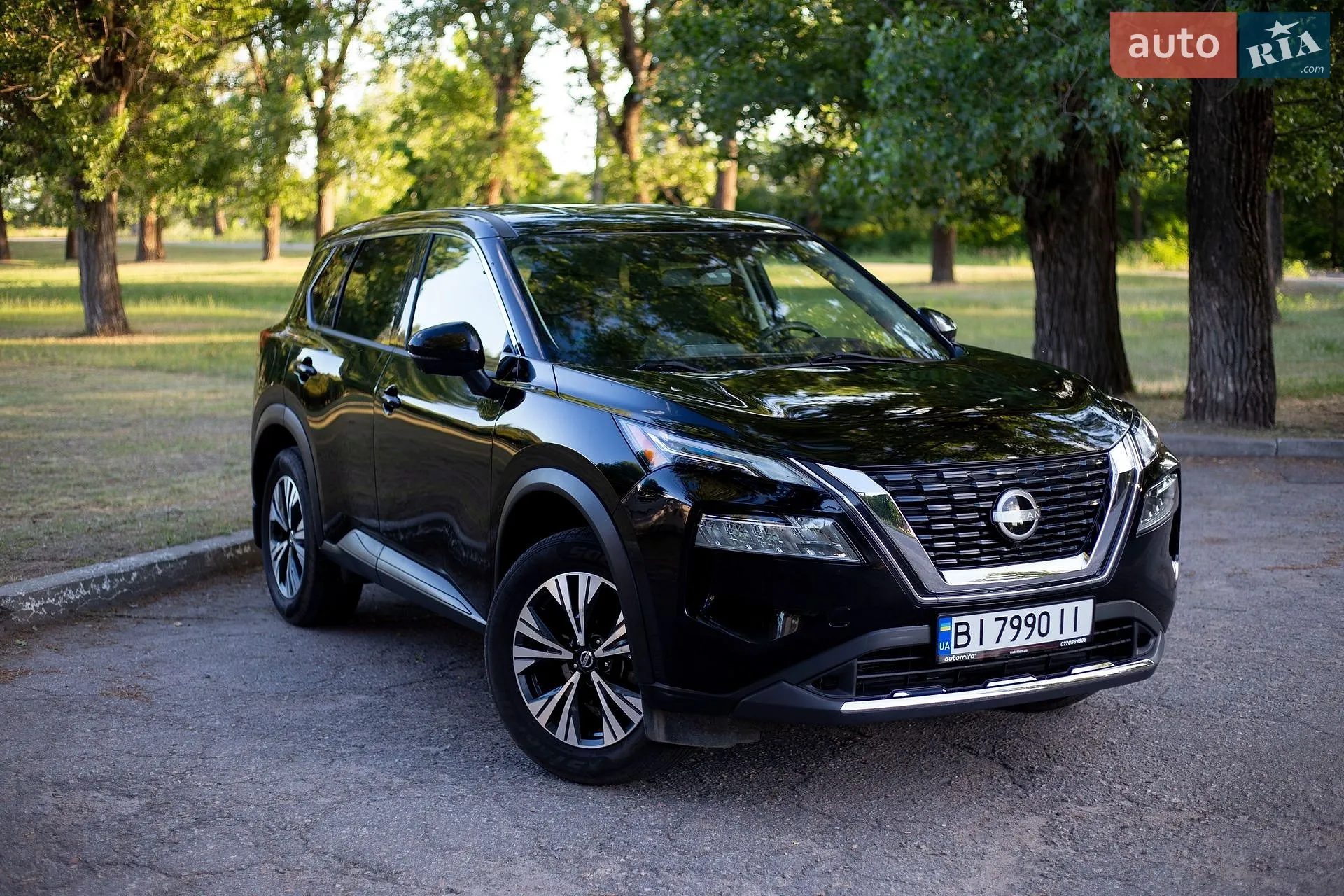 2020 Nissan Rogue - фото 1