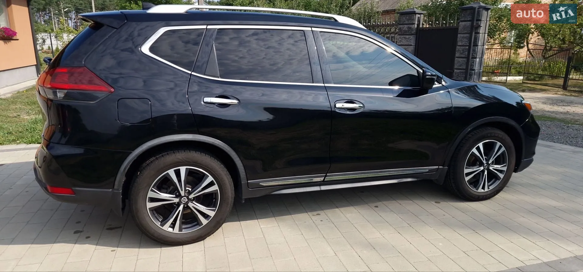 2017 Nissan Rogue - мініатюра 9