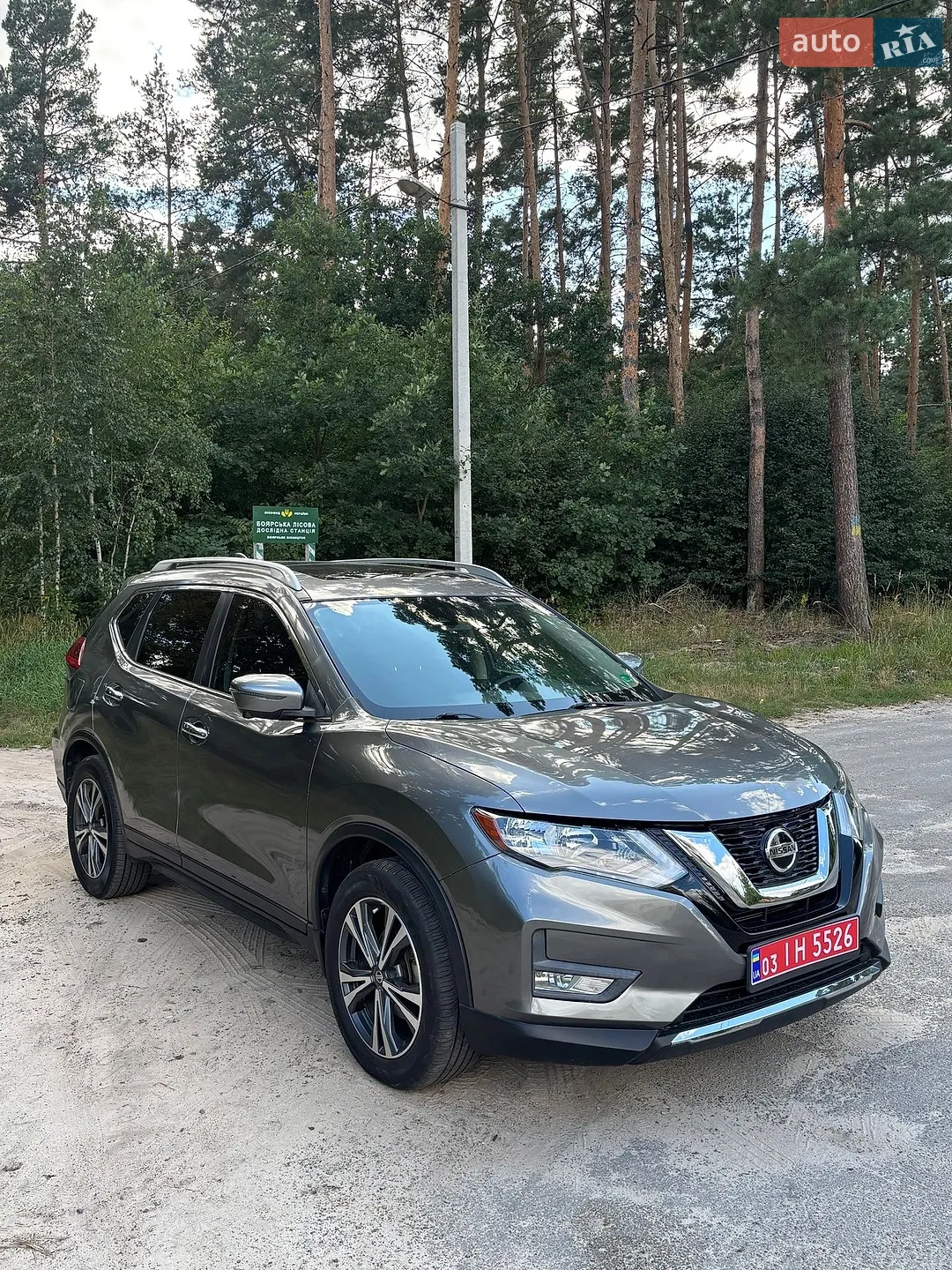 2019 Nissan Rogue - мініатюра 3