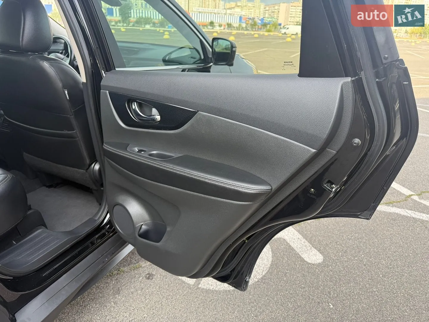 2016 Nissan Rogue - мініатюра 24