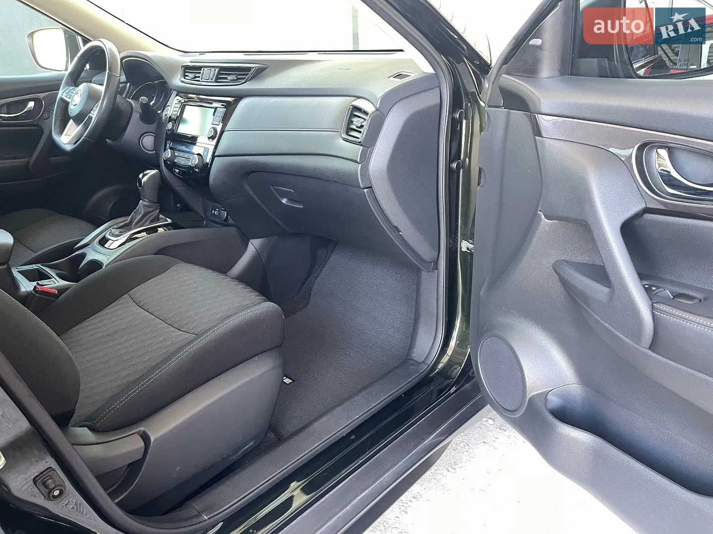 2019 Nissan Rogue - мініатюра 35