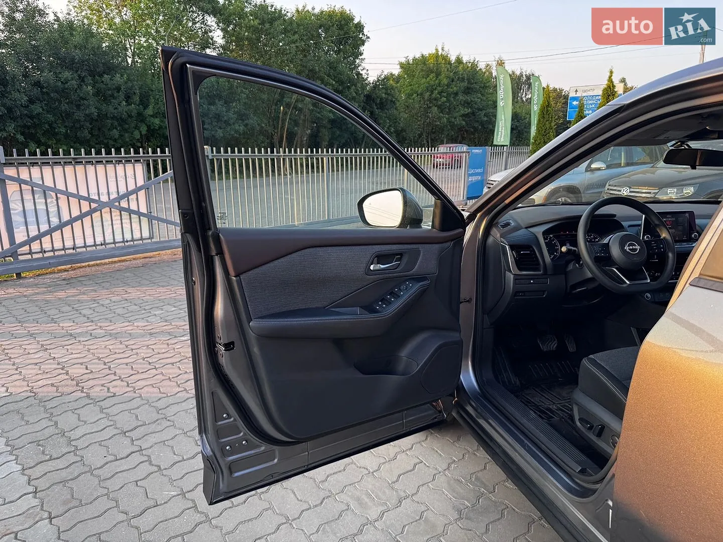 2022 Nissan Rogue - мініатюра 13