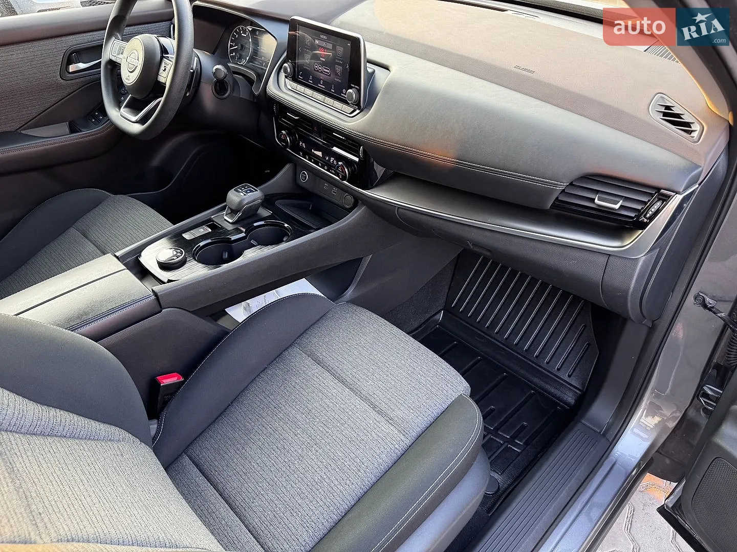 2022 Nissan Rogue - мініатюра 37