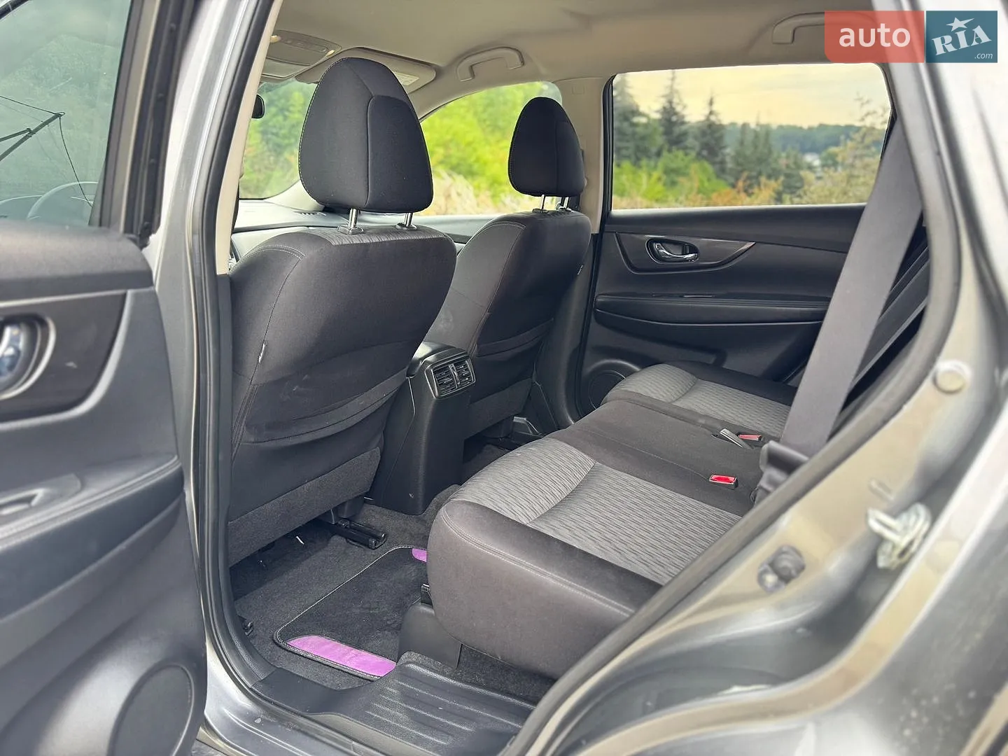 2019 Nissan Rogue - мініатюра 9