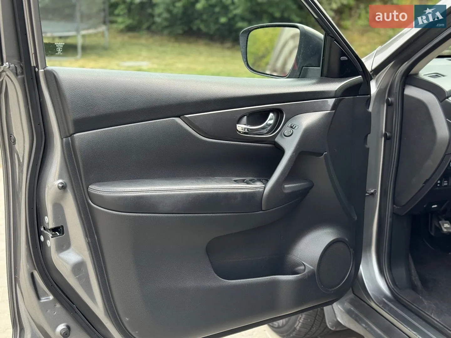 2019 Nissan Rogue - мініатюра 11