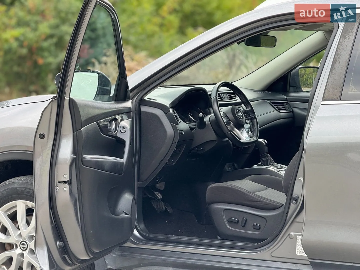 2019 Nissan Rogue - мініатюра 15