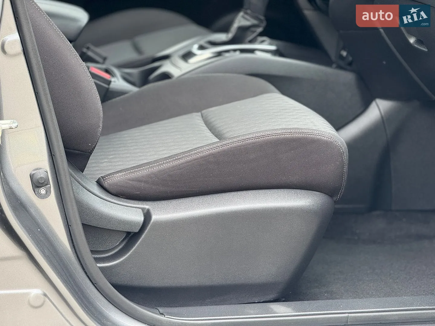 2019 Nissan Rogue - мініатюра 27
