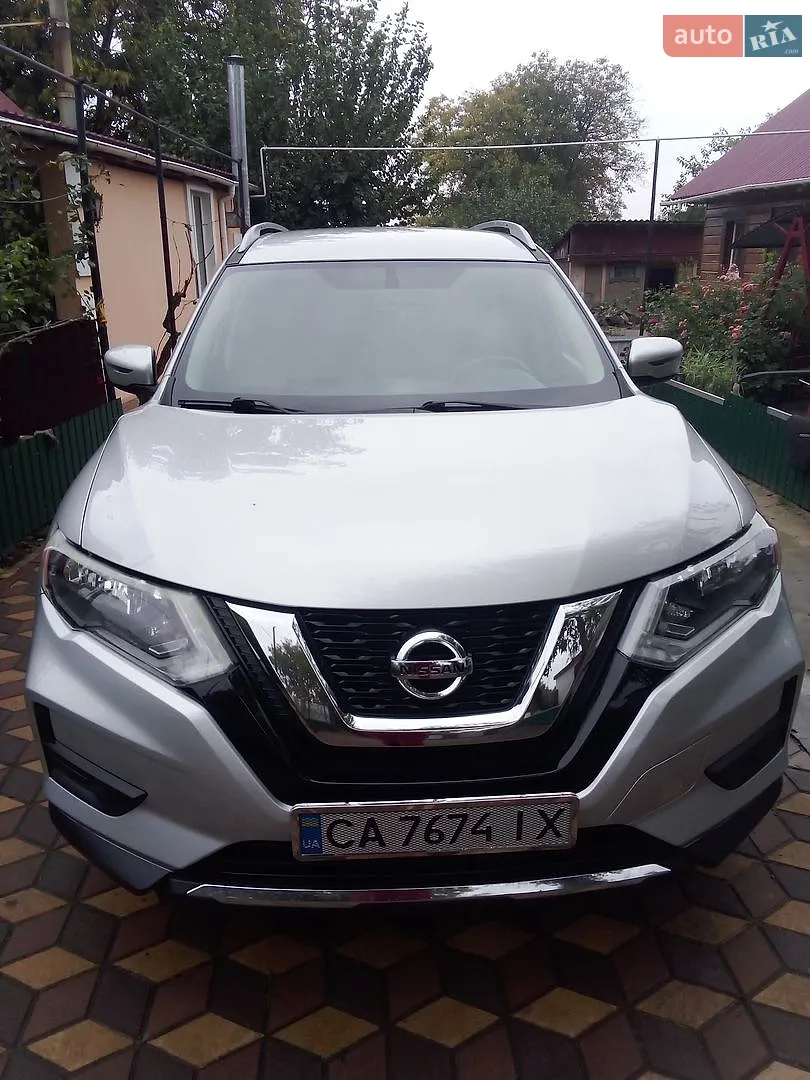 2017 Nissan Rogue - фото 1