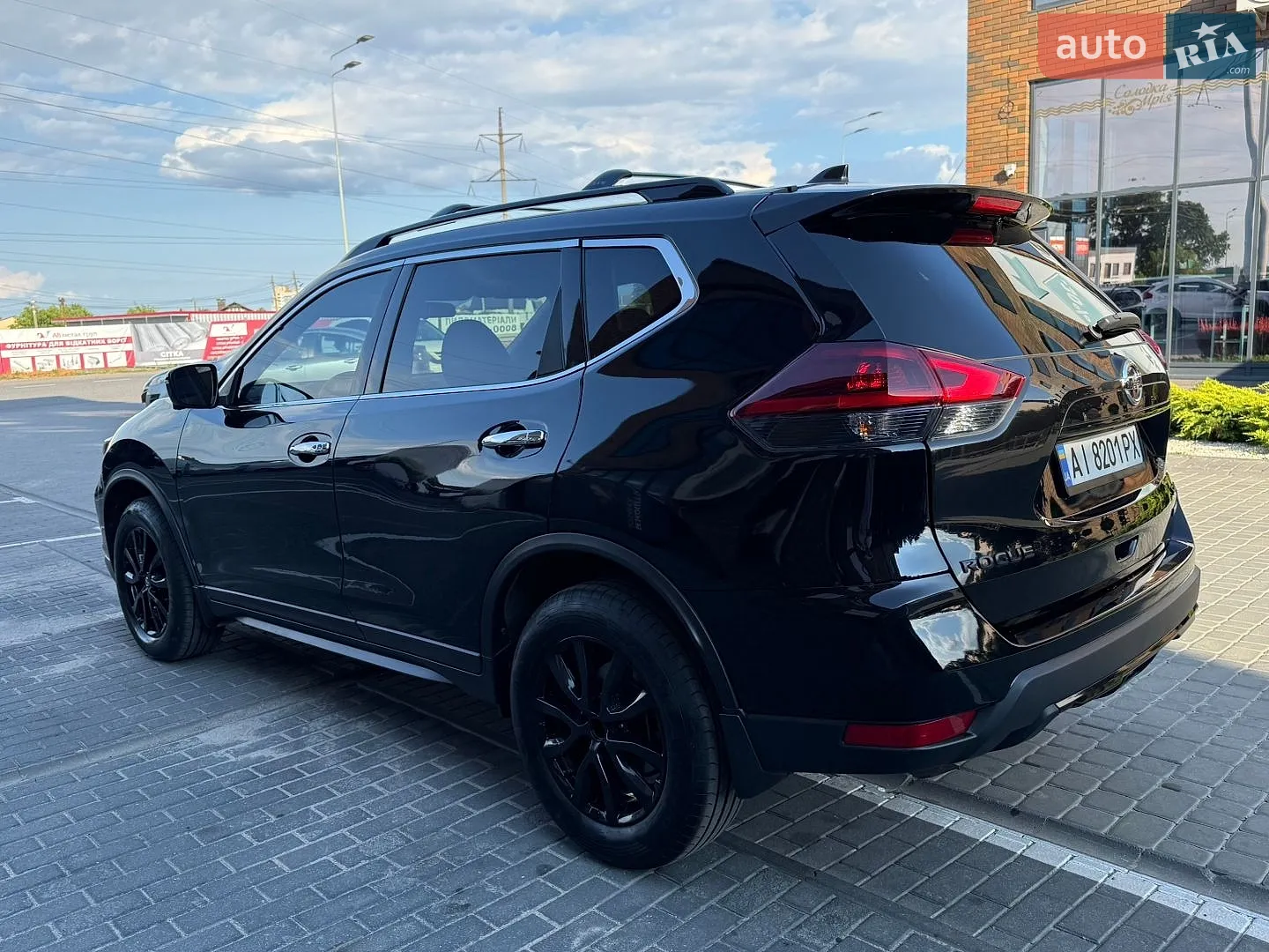 2018 Nissan Rogue - мініатюра 11