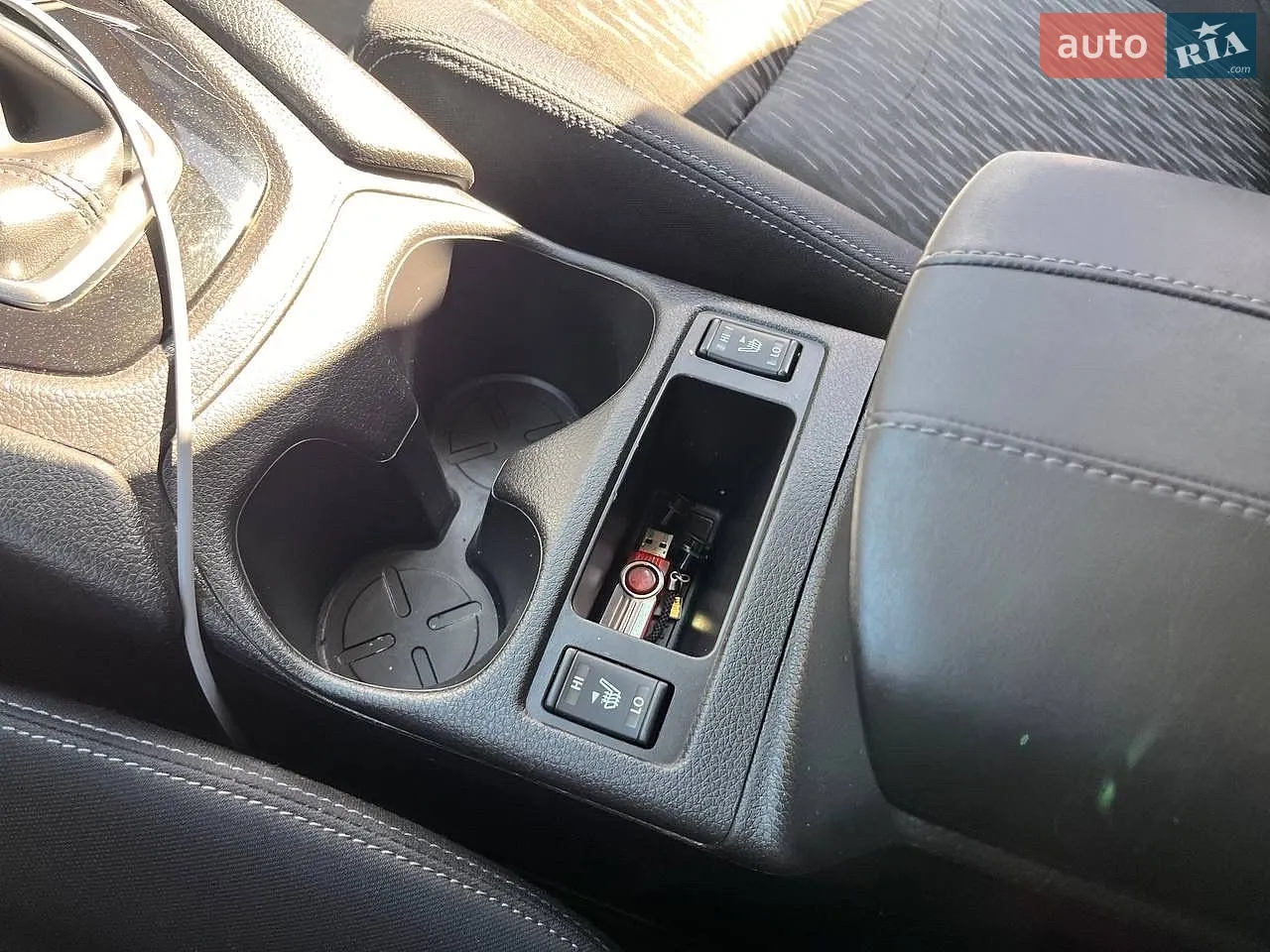 2016 Nissan Rogue - мініатюра 28
