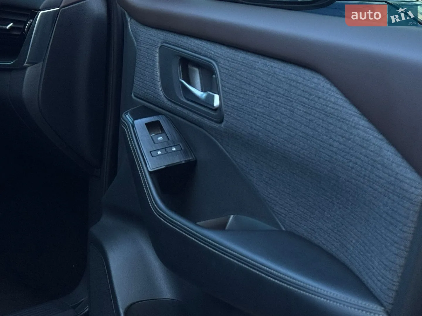2021 Nissan Rogue - мініатюра 10