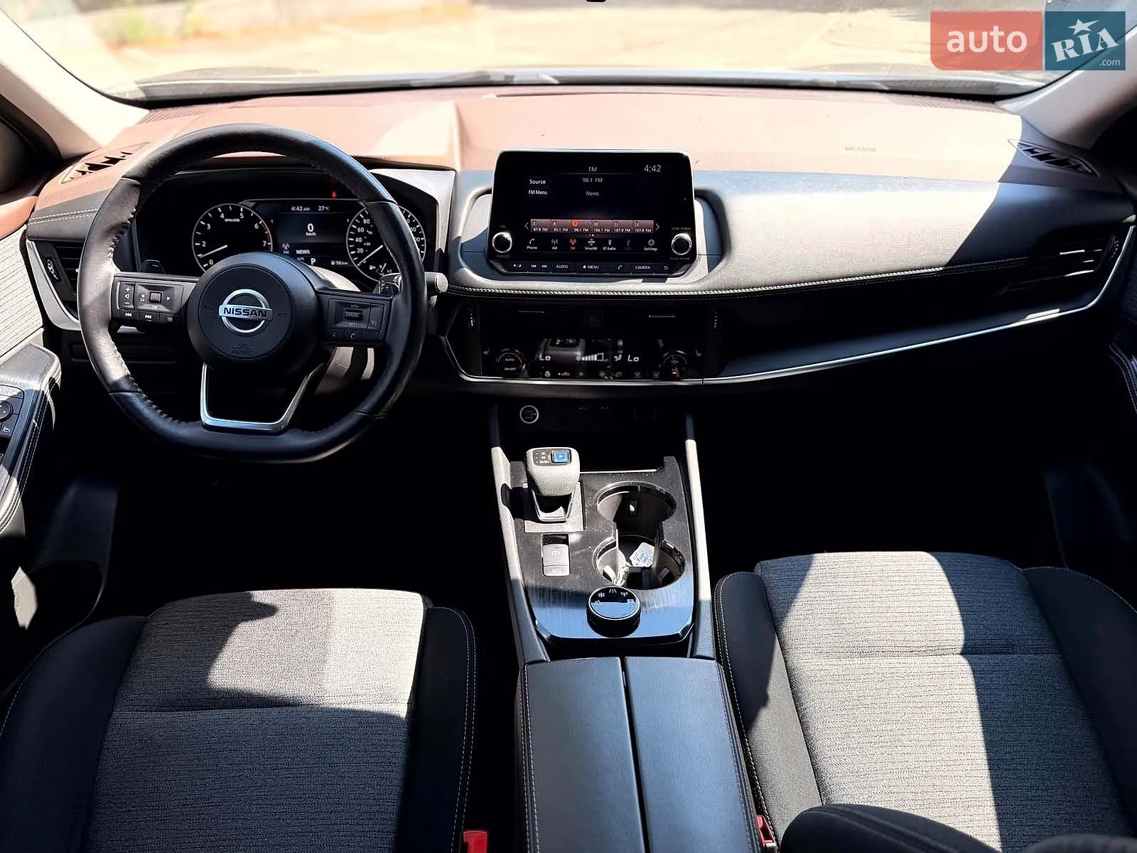 2021 Nissan Rogue - мініатюра 18