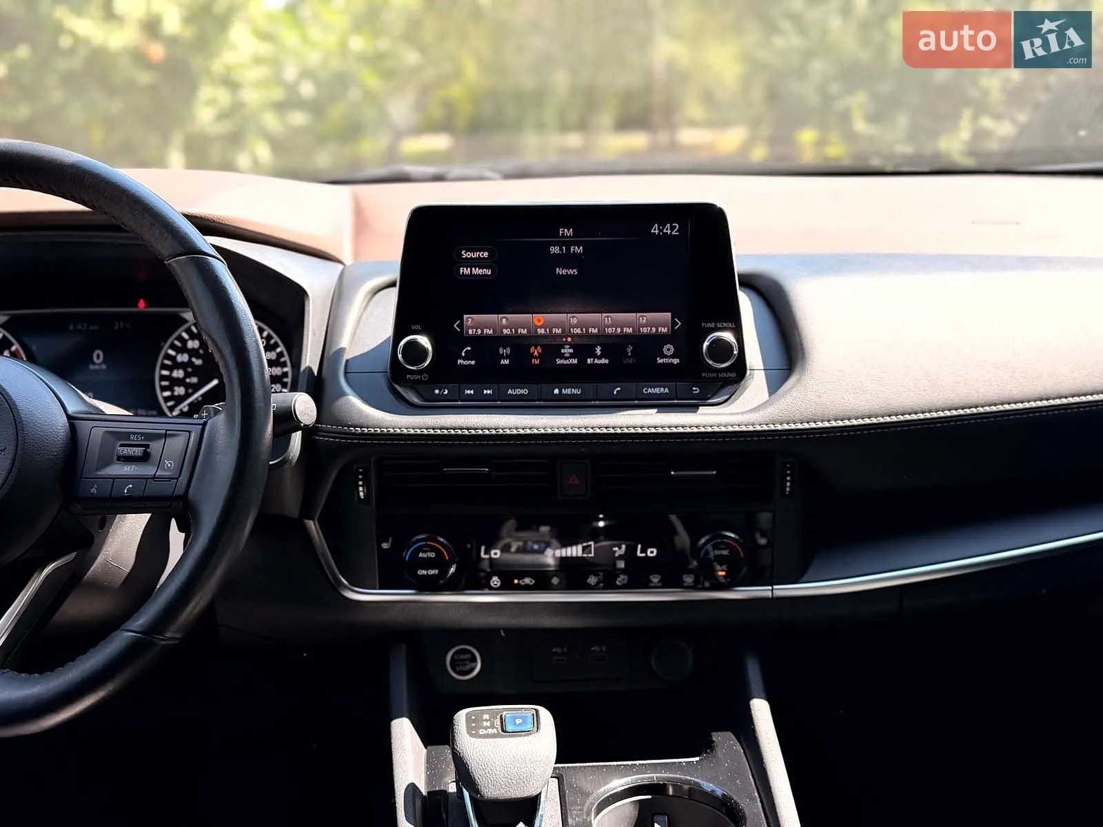 2021 Nissan Rogue - мініатюра 21