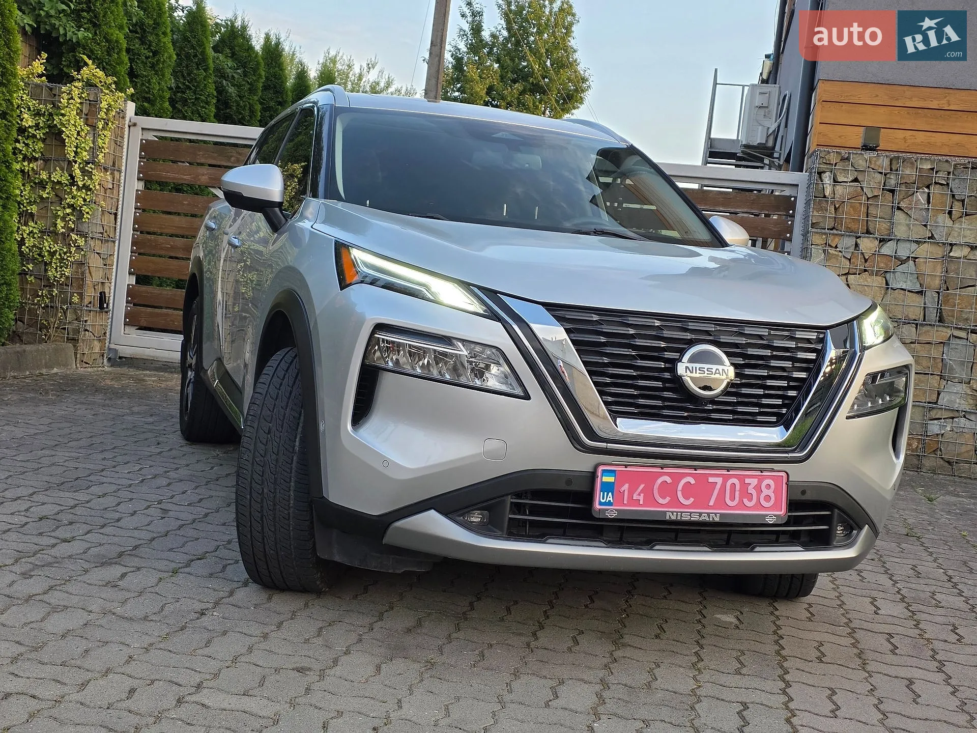 2021 Nissan Rogue - мініатюра 11
