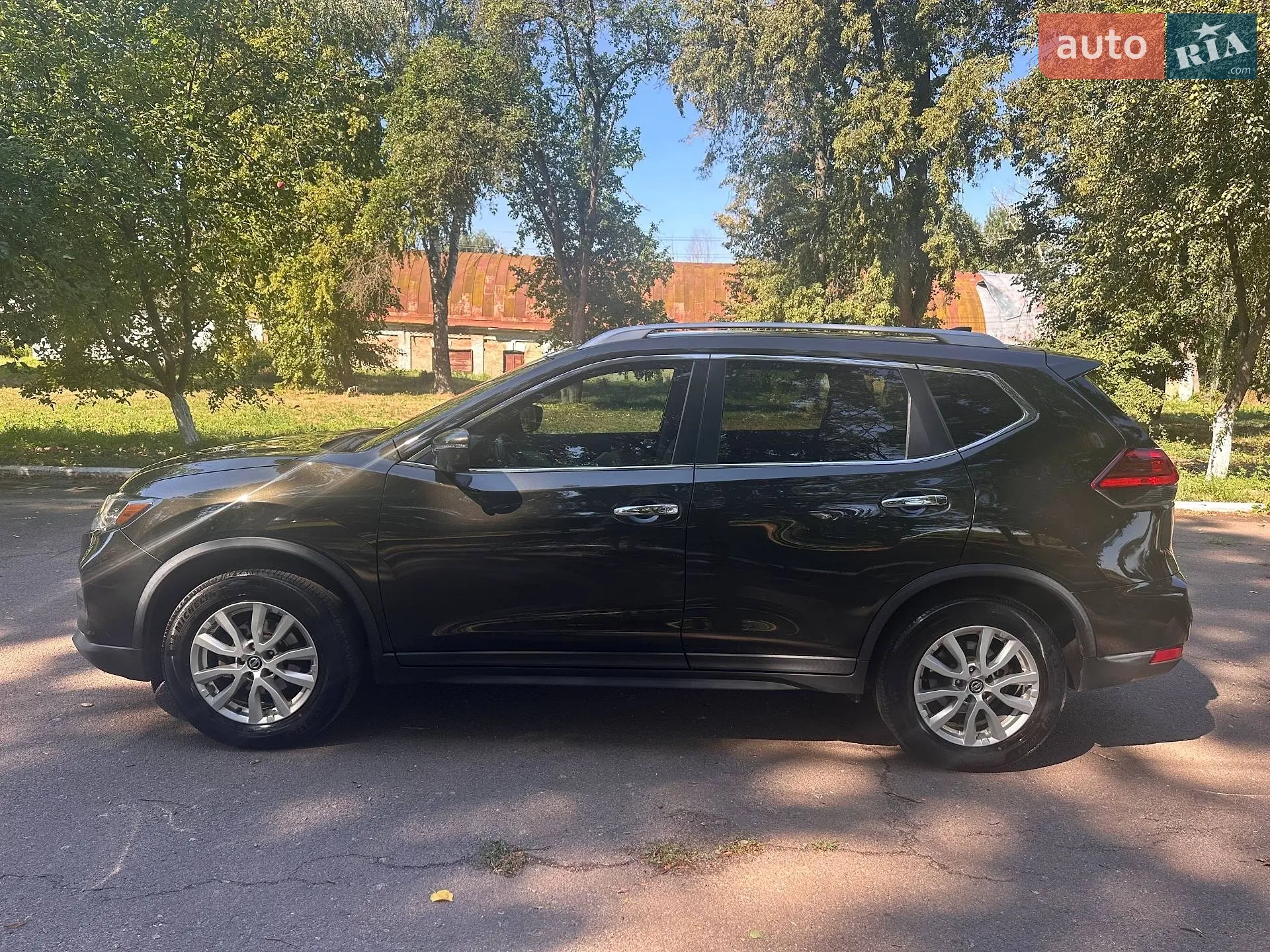 2017 Nissan Rogue - мініатюра 3