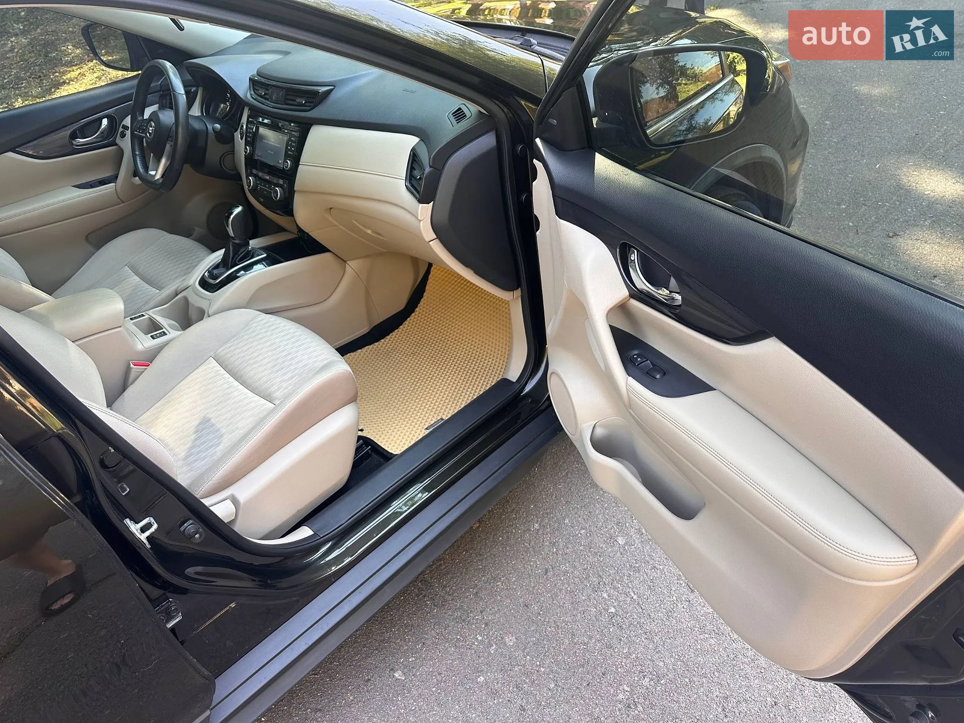 2017 Nissan Rogue - мініатюра 11