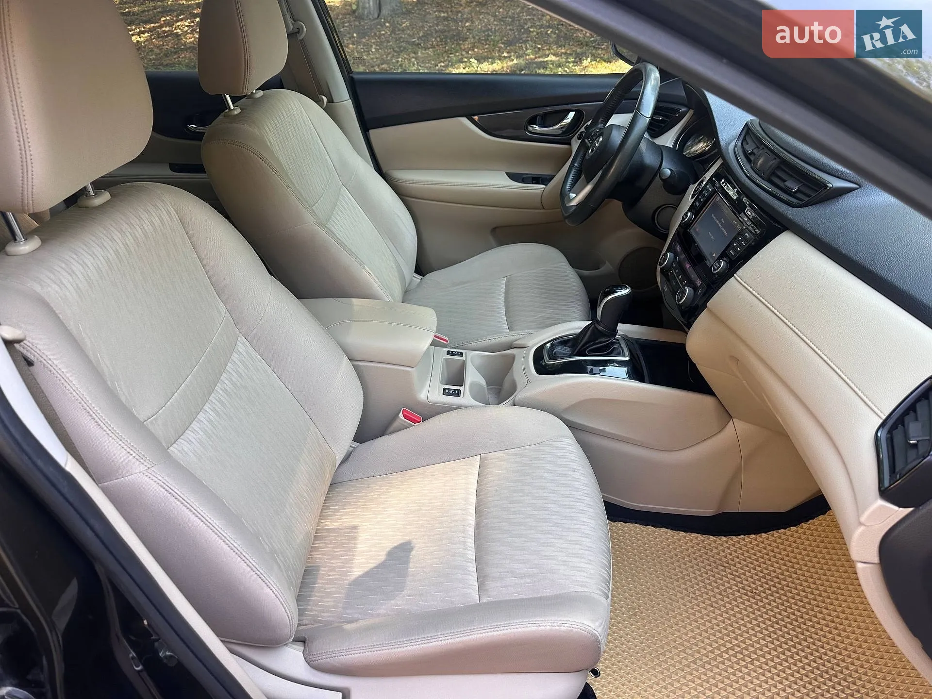2017 Nissan Rogue - мініатюра 12