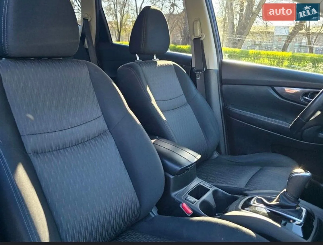 2017 Nissan Rogue - мініатюра 8