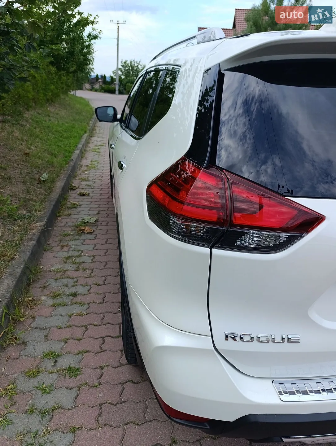 2017 Nissan Rogue - мініатюра 13