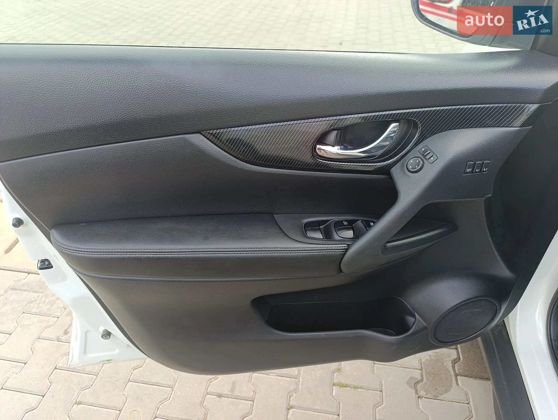 2017 Nissan Rogue - мініатюра 15