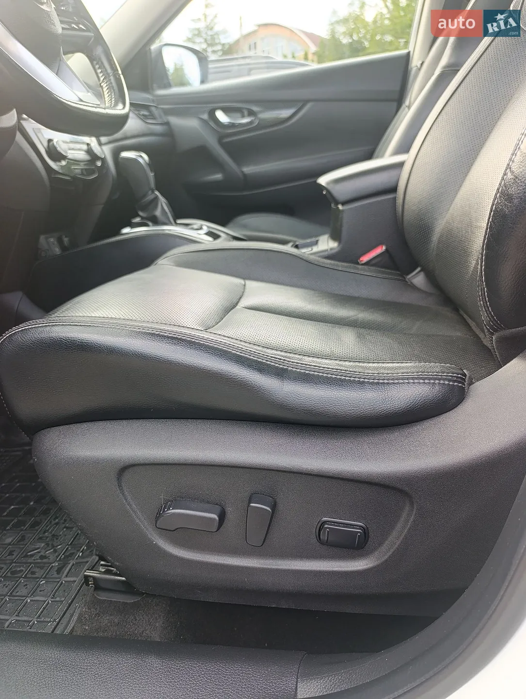 2017 Nissan Rogue - мініатюра 23