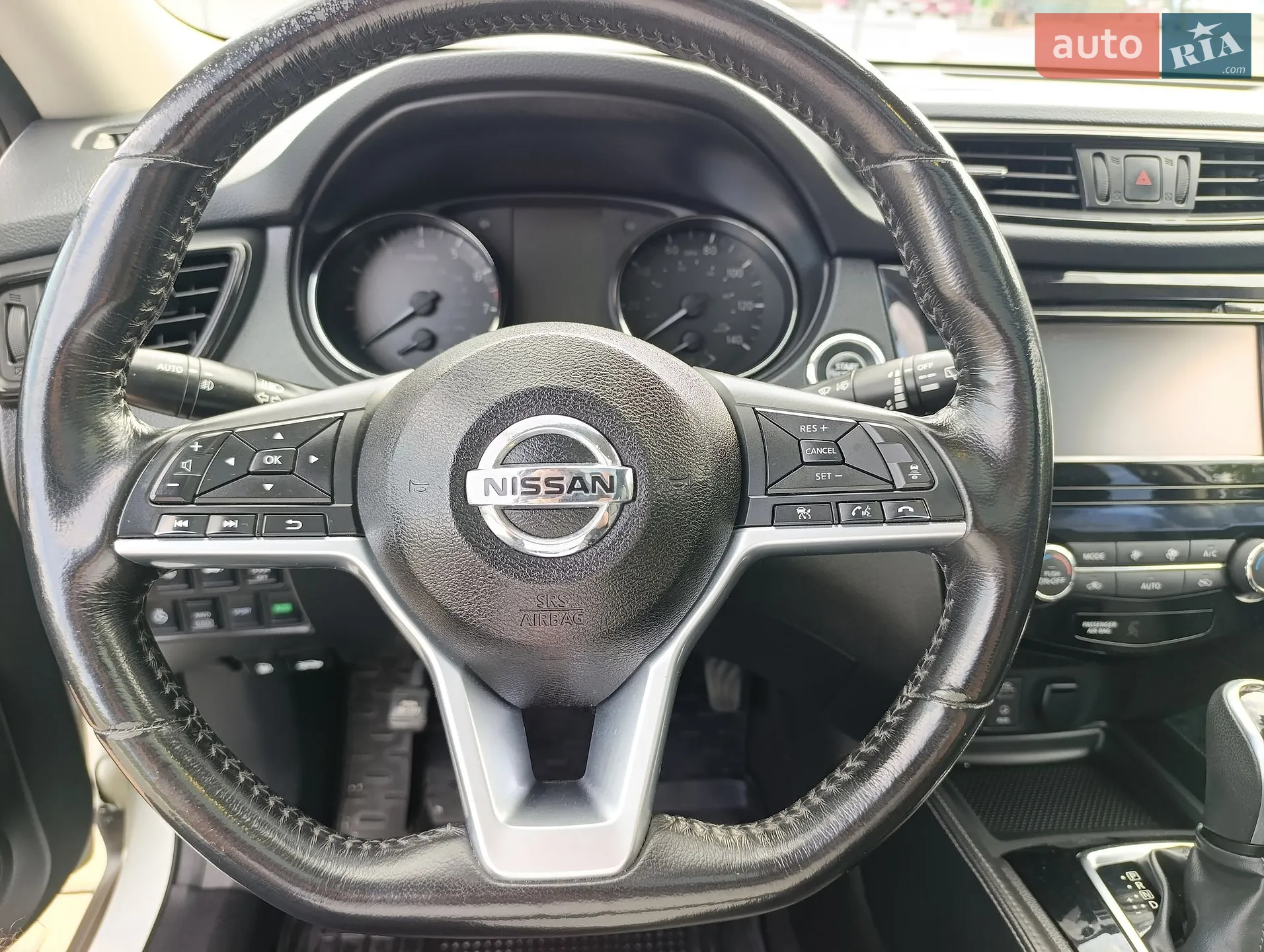 2017 Nissan Rogue - мініатюра 26