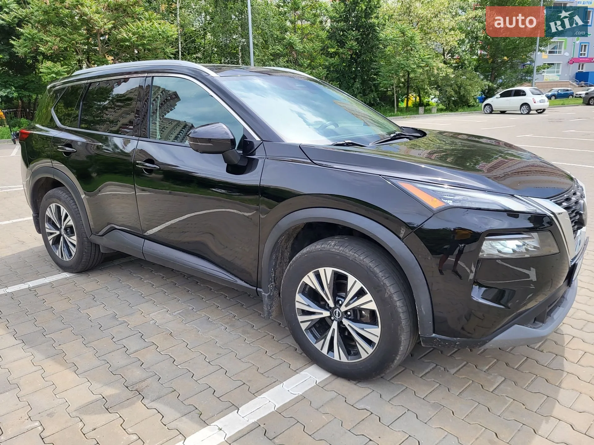 2021 Nissan Rogue - фото 1