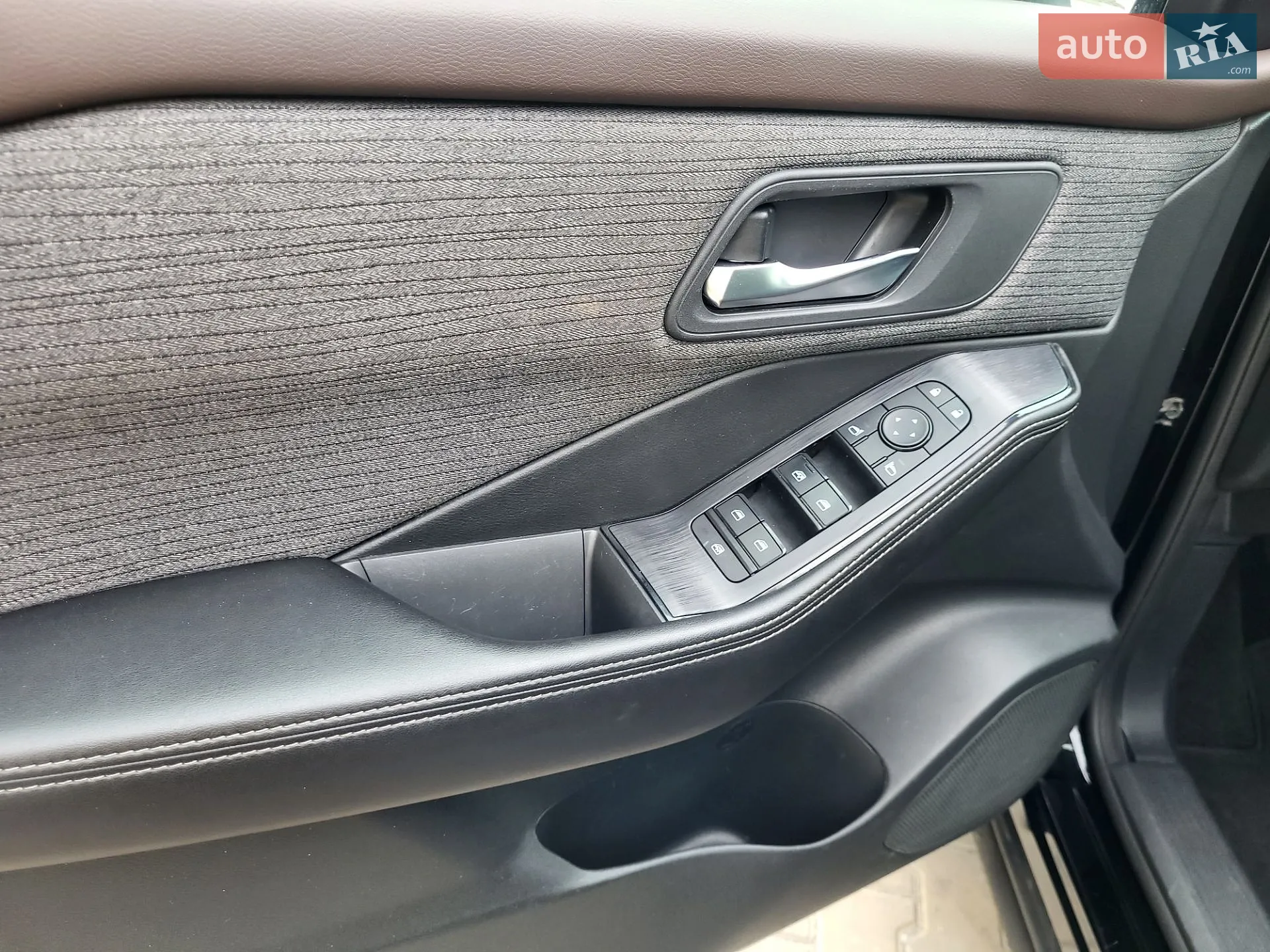 2021 Nissan Rogue - мініатюра 42