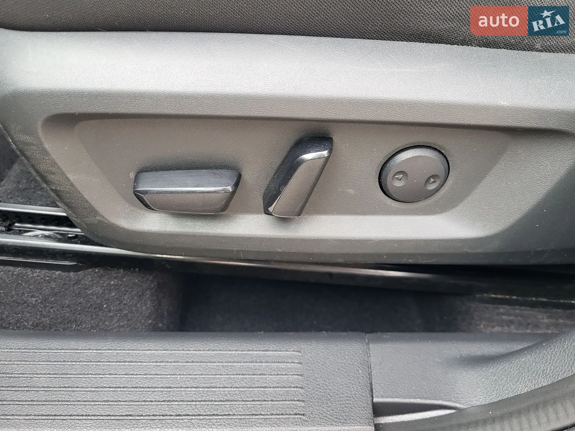 2021 Nissan Rogue - мініатюра 43