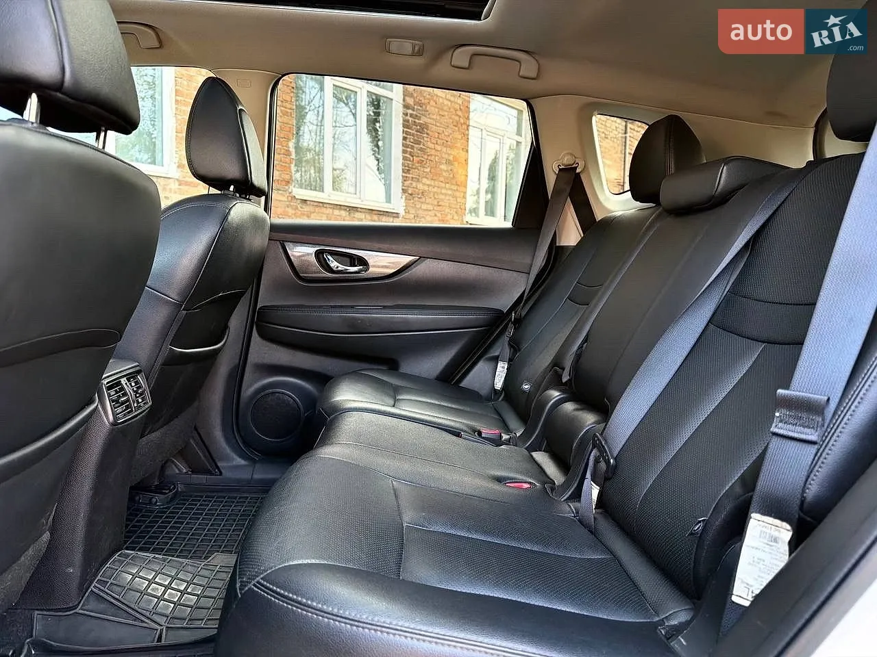 2016 Nissan Rogue - мініатюра 29