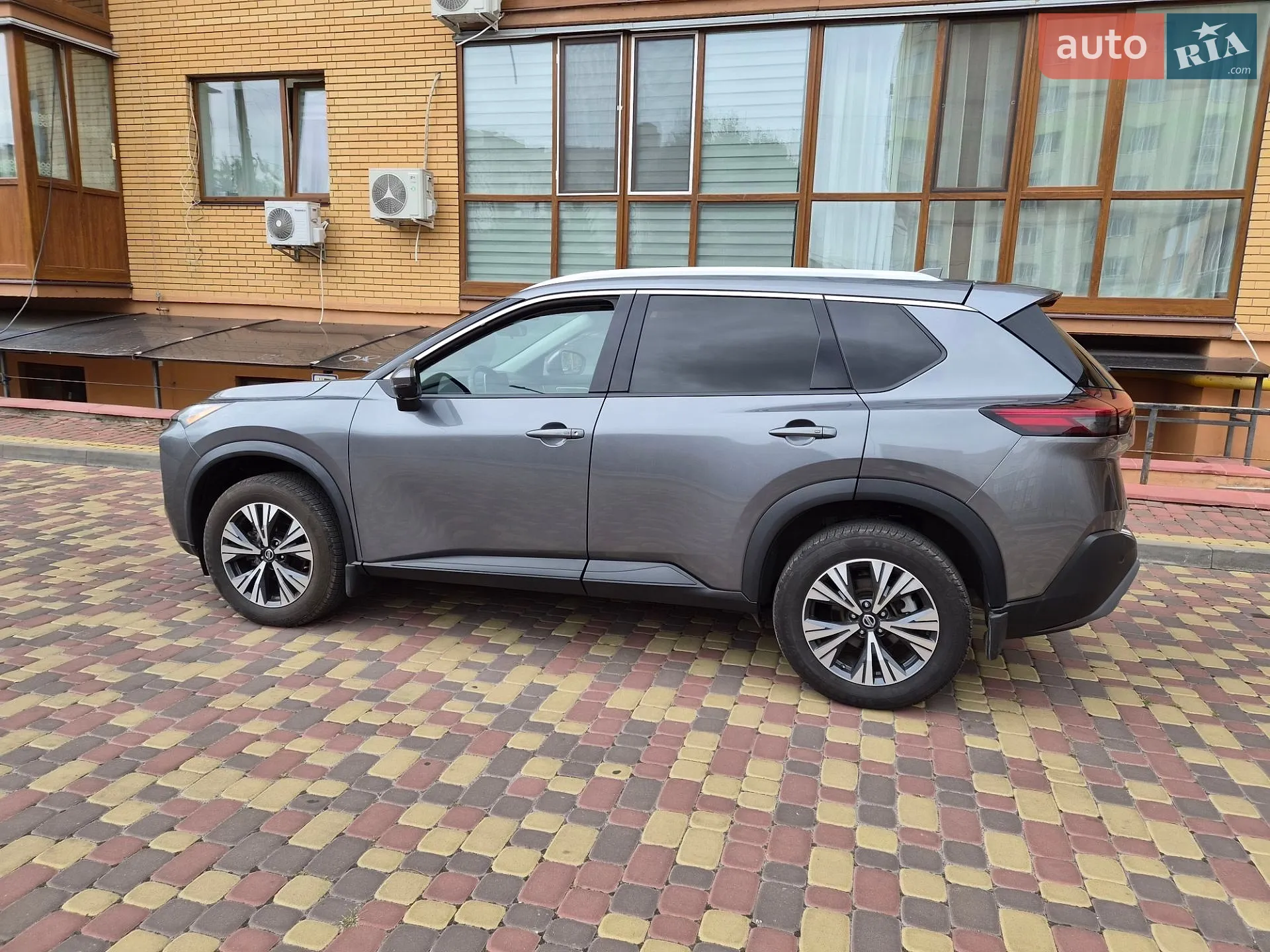2021 Nissan Rogue - мініатюра 6