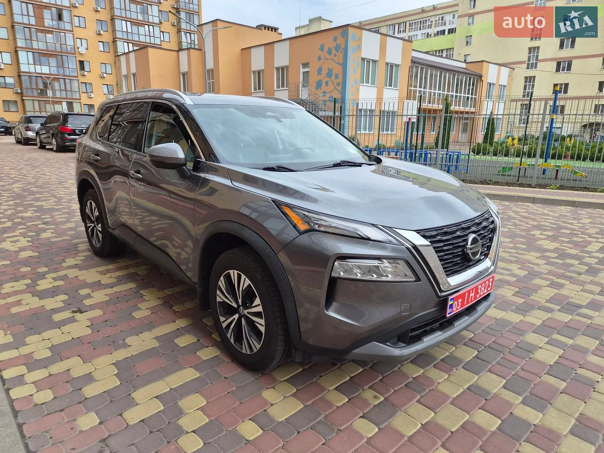 2021 Nissan Rogue - мініатюра 3
