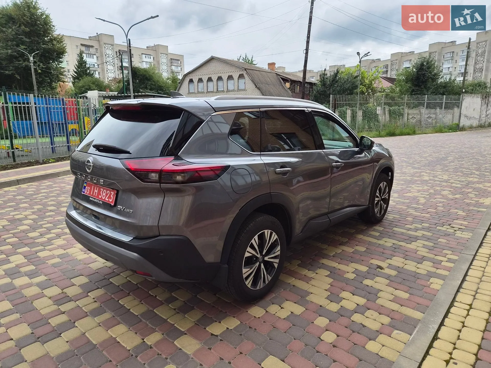 2021 Nissan Rogue - мініатюра 9