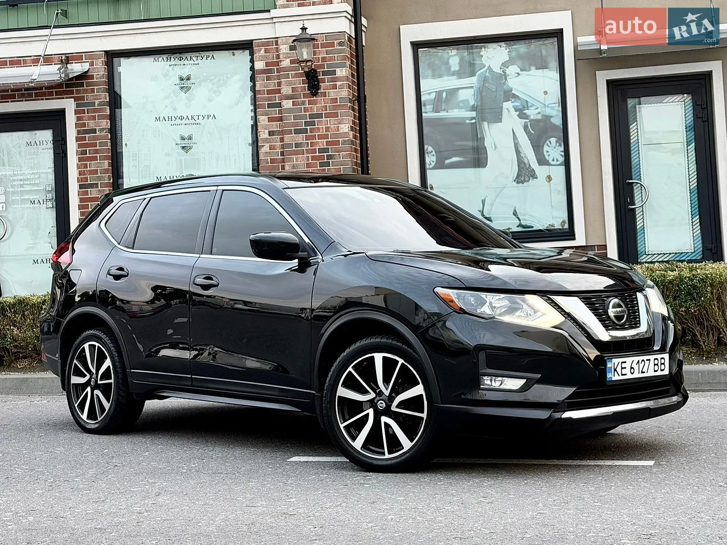 2019 Nissan Rogue - мініатюра 2
