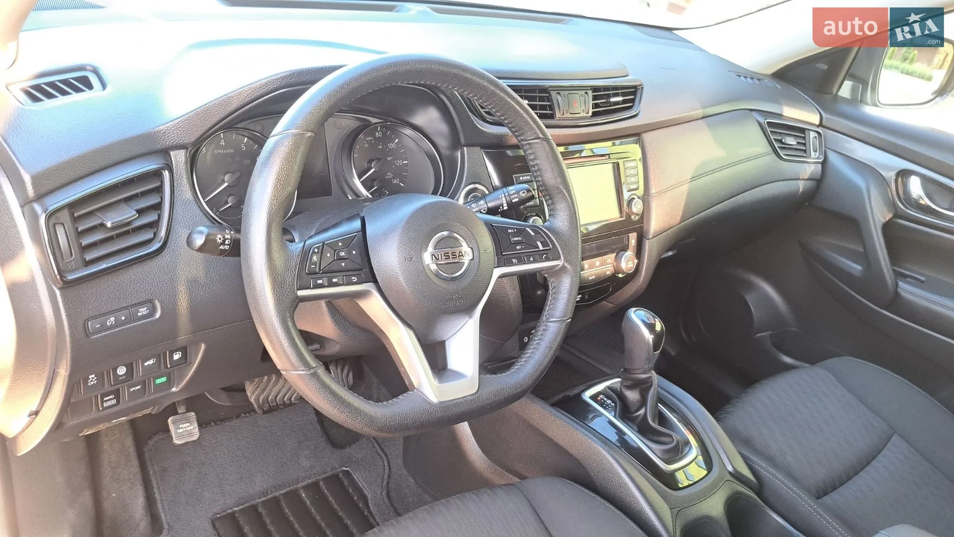 2019 Nissan Rogue - мініатюра 12