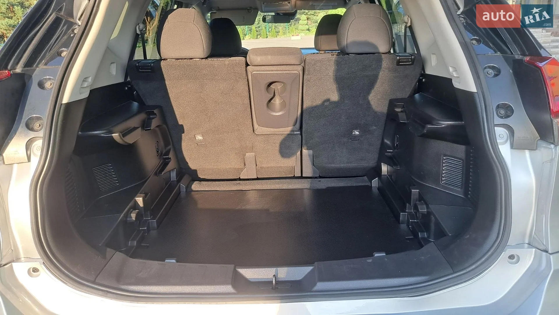 2019 Nissan Rogue - мініатюра 28