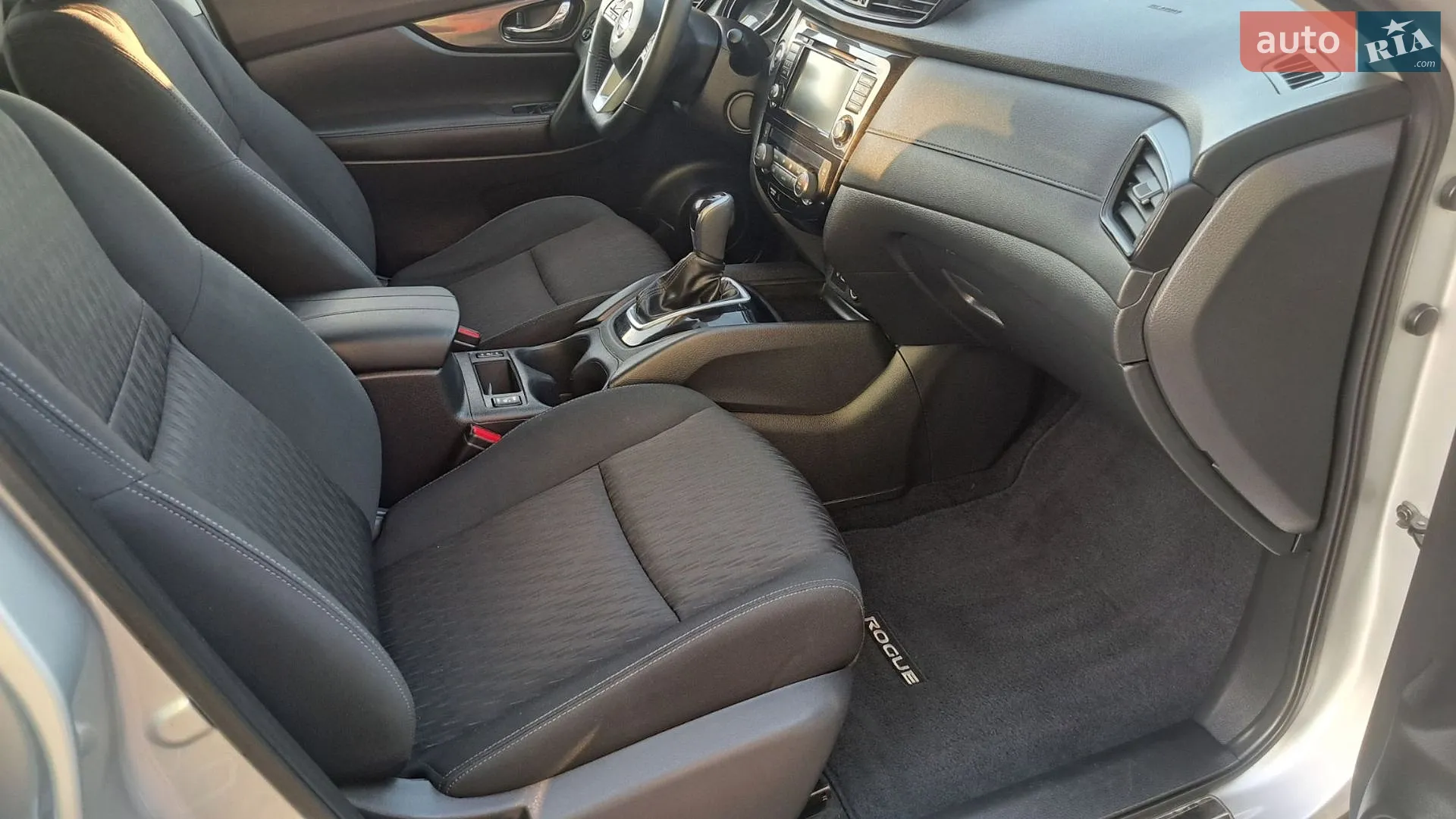 2019 Nissan Rogue - мініатюра 36