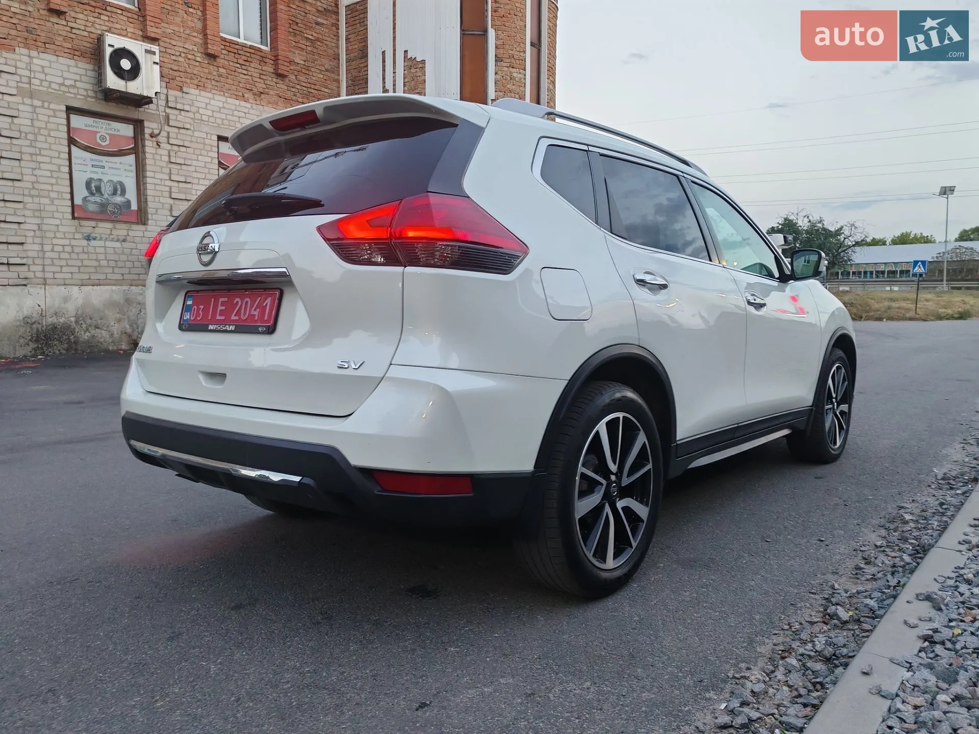 2017 Nissan Rogue - мініатюра 14