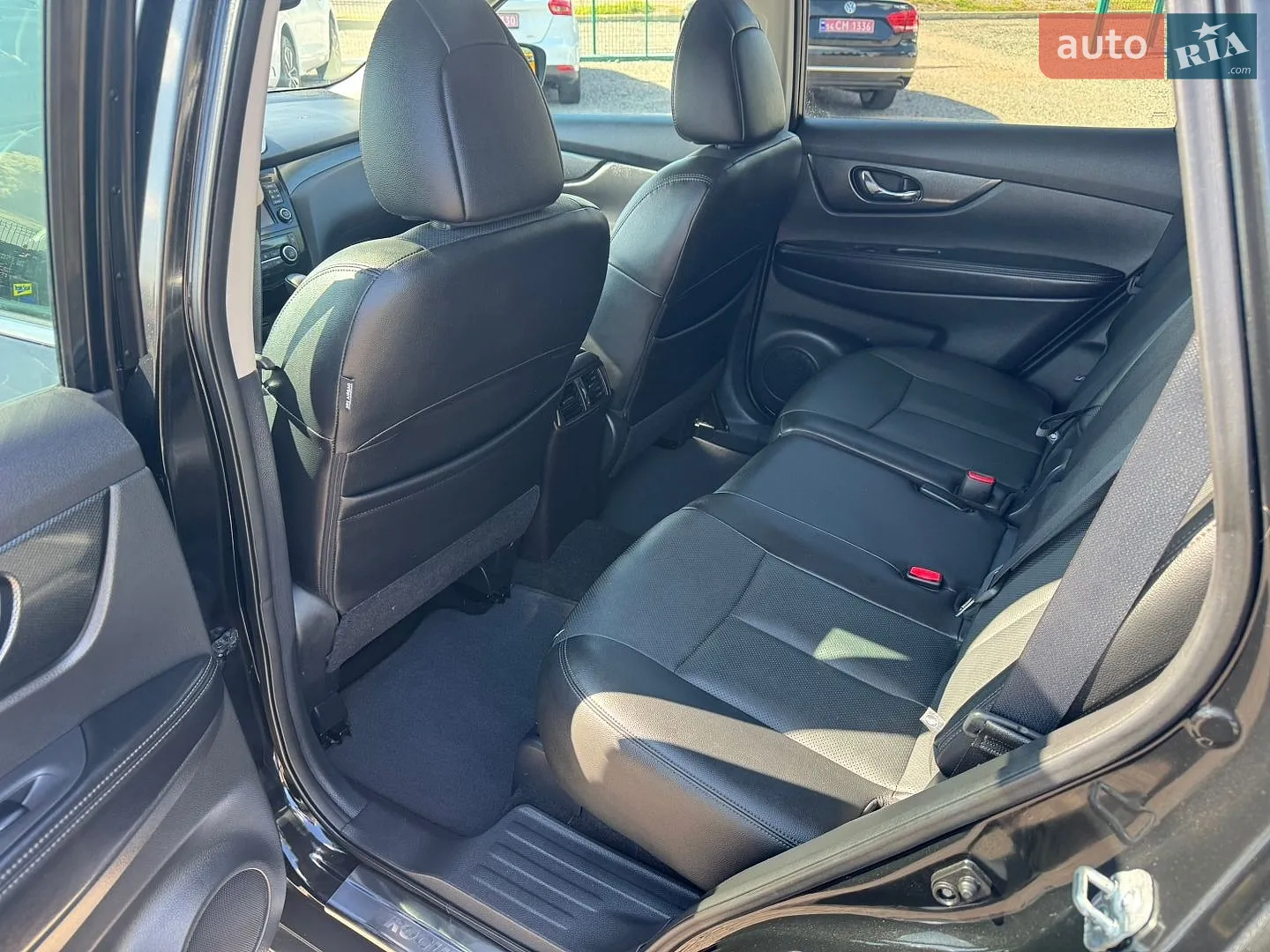 2016 Nissan Rogue - мініатюра 40