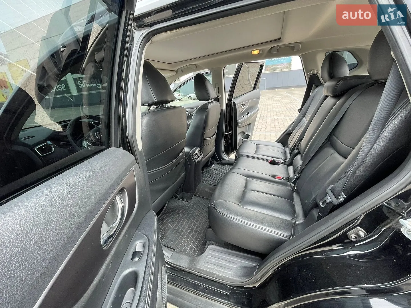 2016 Nissan Rogue - мініатюра 13